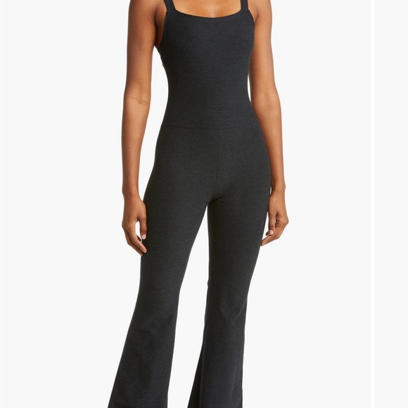 NWOT Beyond Yoga Hit The Scene Jumpsuit - Picture 3 of 4